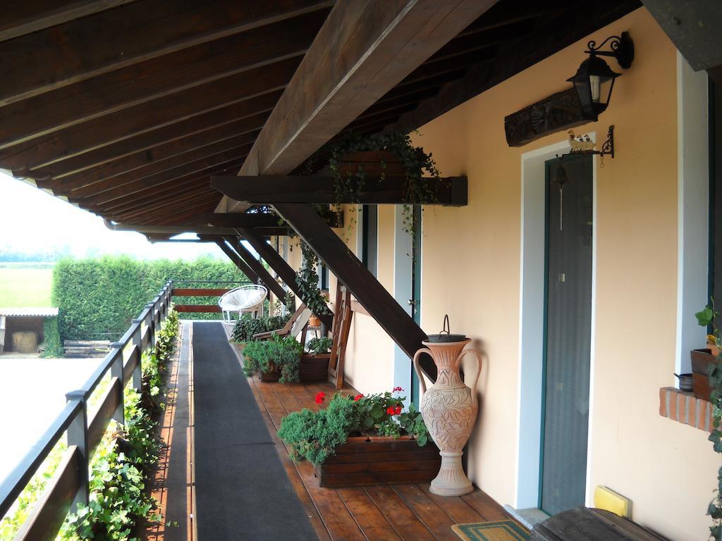 Agriturismo Maiocchi Villa Borgarello Kültér fotó