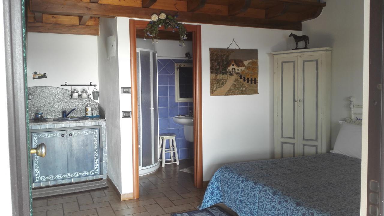 Agriturismo Maiocchi Villa Borgarello Szoba fotó