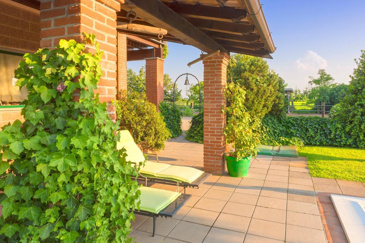 Agriturismo Maiocchi Villa Borgarello Kültér fotó