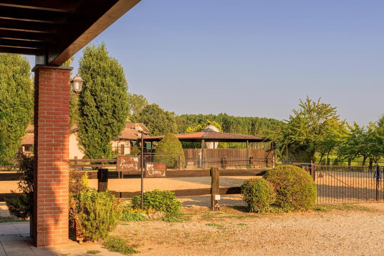 Agriturismo Maiocchi Villa Borgarello Kültér fotó
